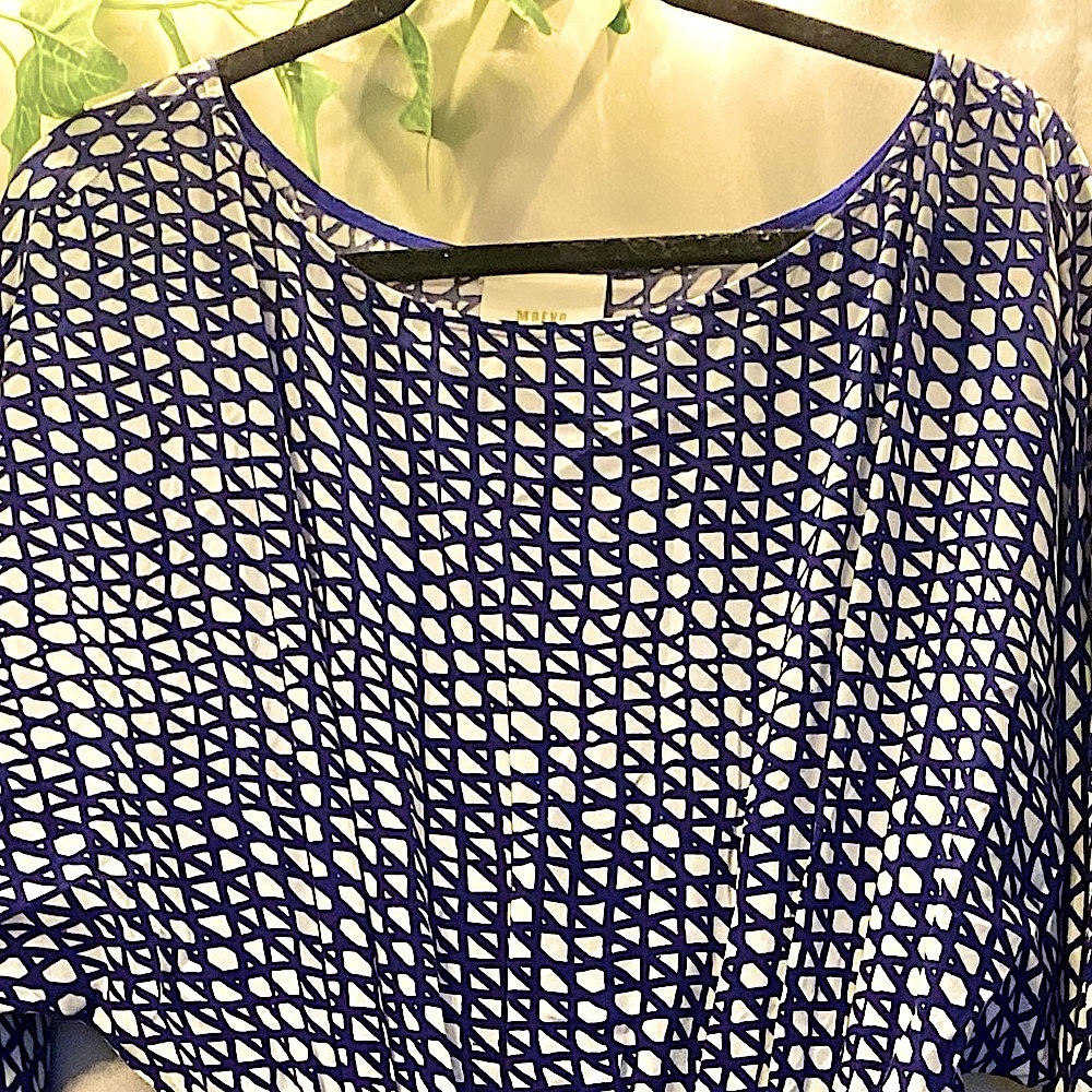 Maeve / Anthropology Blue and White Patterned Long Sleeve Dress (S) Like New - Picture 7 of 9